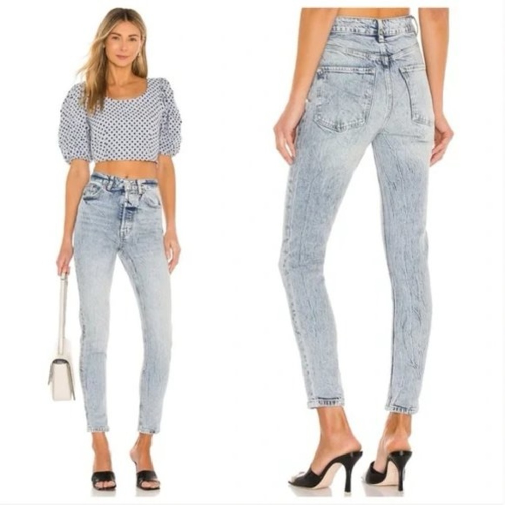 Free People x We The Free Zuri Mom Jean in Lived in Blue